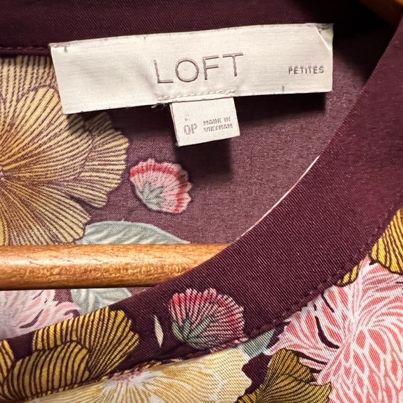 Loft petites long sleeve dress size 0P - Picture 3 of 4